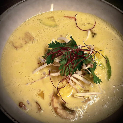 Kokos-Currysuppe im Lokal essen´s ART